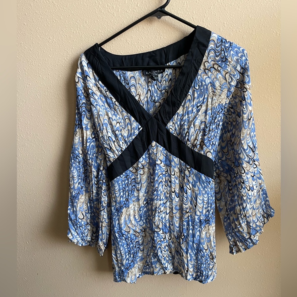 Elegancia Top. - Picture 2 of 4